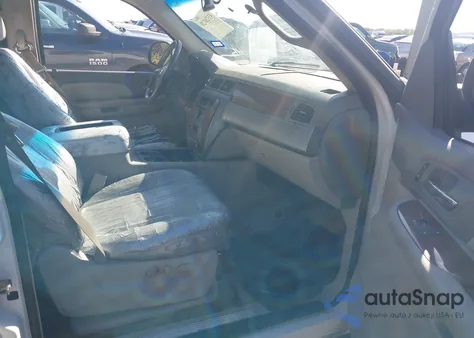 2007 Chevrolet Tahoe Lt from USA, damaged, VIN 1GNFC13067R383555